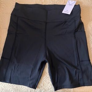 Women's Stretch High Waist Legging Shorts with pockets - XL